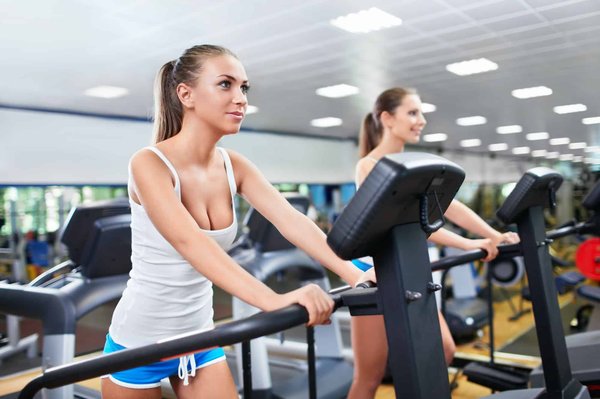 Quels exercices de fitness sont recommandés pour renforcer le système immunitaire ?